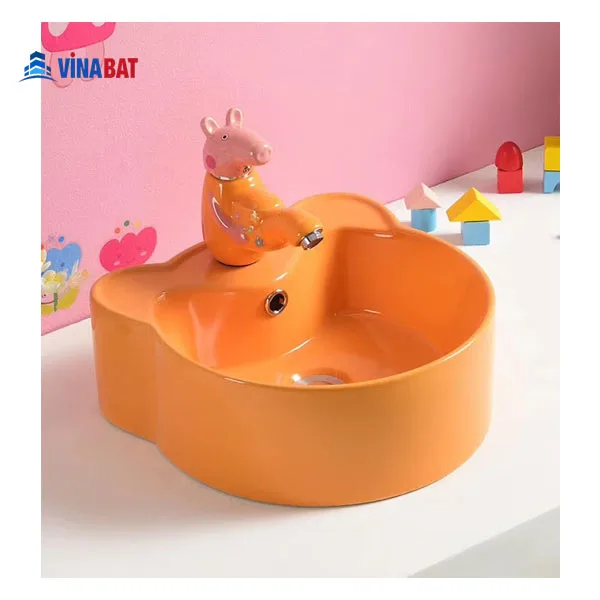 Chậu lavabo trẻ em hình gấu nhiều màu sắc 1