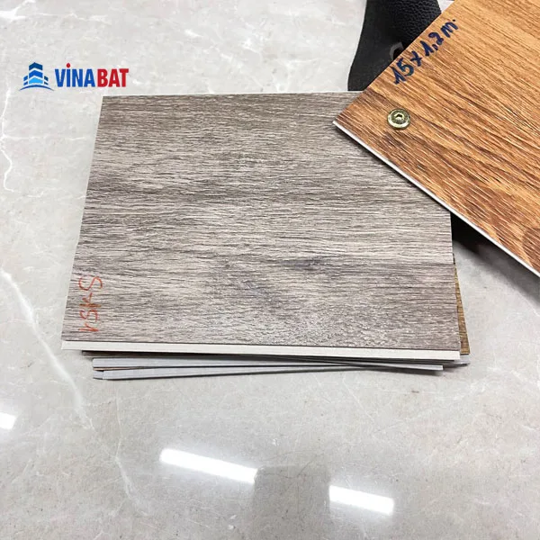 Sàn nhựa giả gỗ BPS151 màu ghi 4 san-nhua-gia-go-s151