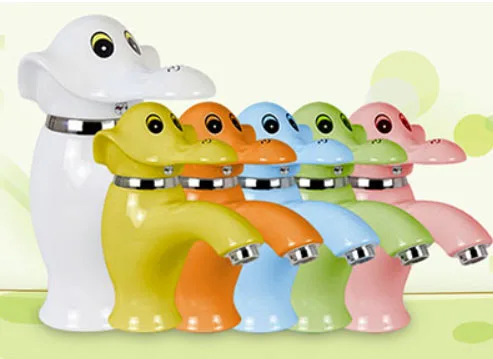 voi-rua-lavabo-tre-em-con-voi Vòi rửa lavabo trẻ em hình con voi màu xanh dương V092 4
