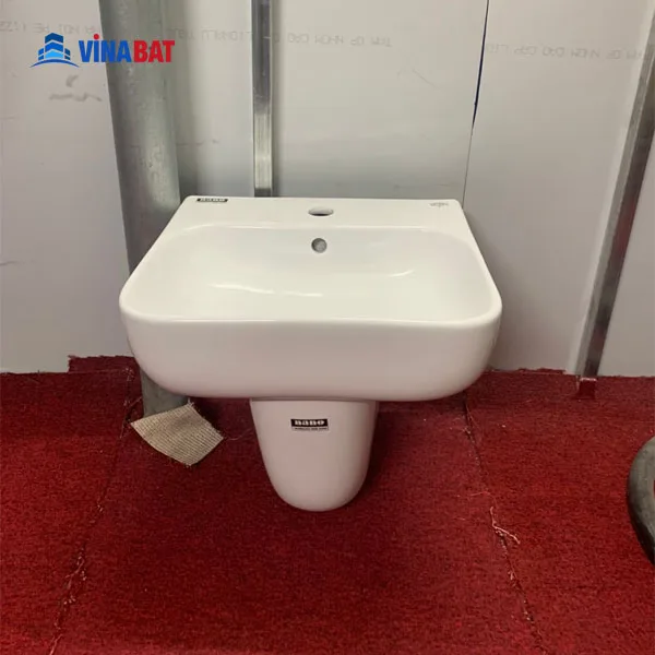 Chậu treo tường Macbolo C02 dáng vuông 3 chau-rua-treo-tuong-macbolo-v02