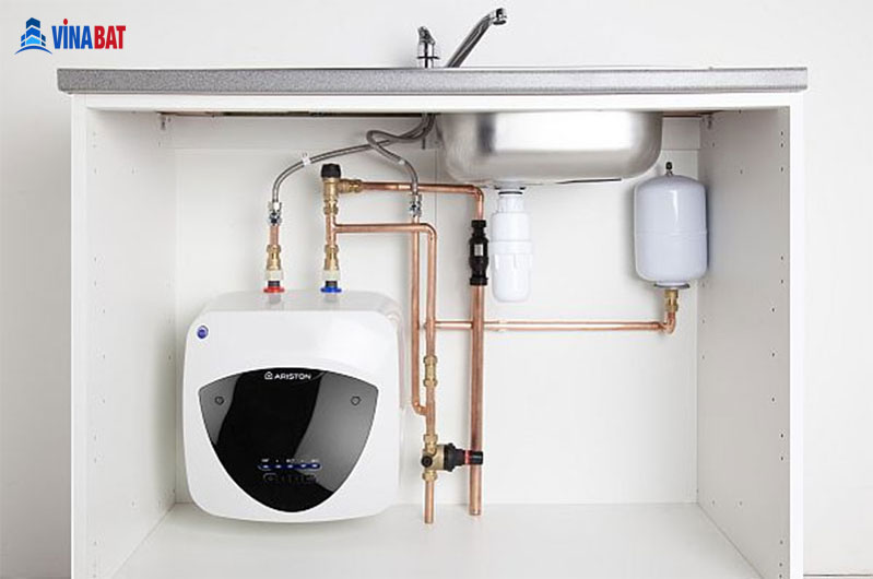 Có nên lắp bình nóng lạnh rửa bát không? 1